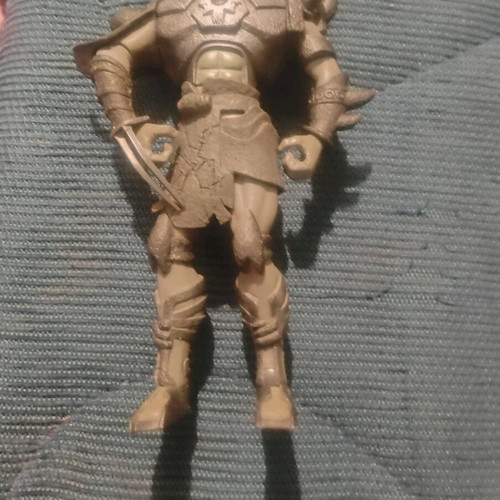 Figure used in good condition