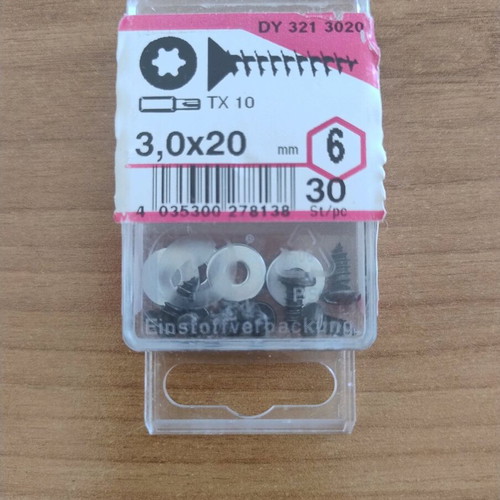 Screws 3x20 and nuts set k23 like new
