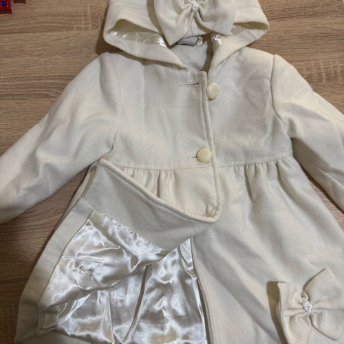 Matoufrance children's coat almost unused for 2 years old, white