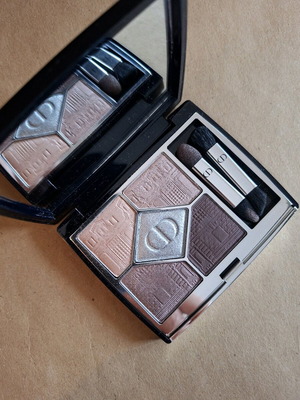 Dior 5 Couleurs Couture eyeshadow palette like new, limited edition