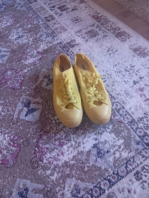 Converse men's shoes used, yellow, size 47