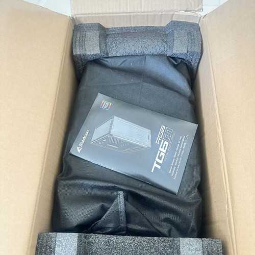 Sharkoon RGB TG6M desktop case