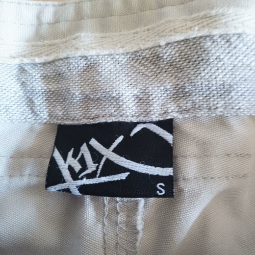 Men's Bermuda shorts size S beige like new