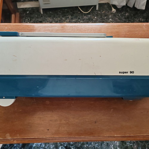 Progress super 90 auto vintage vacuum cleaner 1968 used with all accessories