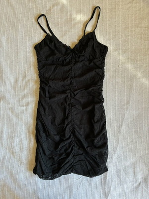 H&M Black Floral Lace Ruched Bodycon Cami Mini Dress Size M like new