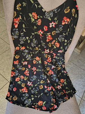 Stradivarius one-piece shorts like new, size M, black floral