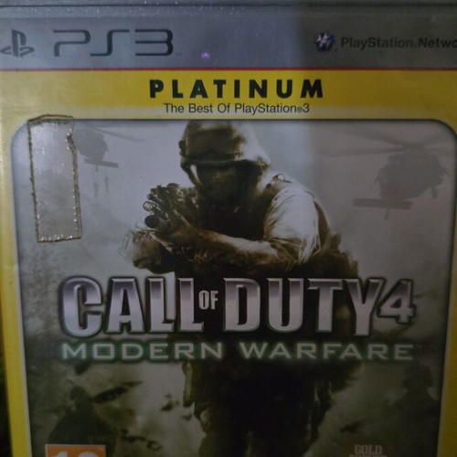 Call of Duty 4 Modern Warfare Platinum used PlayStation 3 game