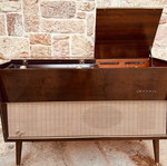 Grundig stereo console antique like new