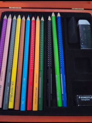 Faber Castle colored pencils with case