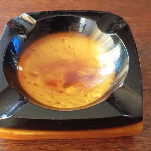 Vintage two-tone Catalin ashtray like new