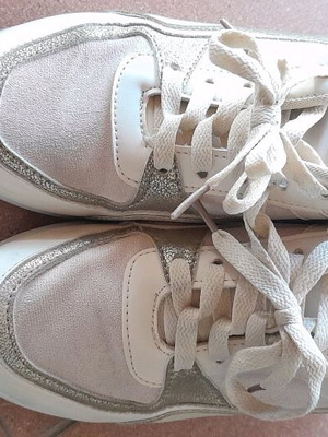 Sneakers used, beige, size 37, athletic style