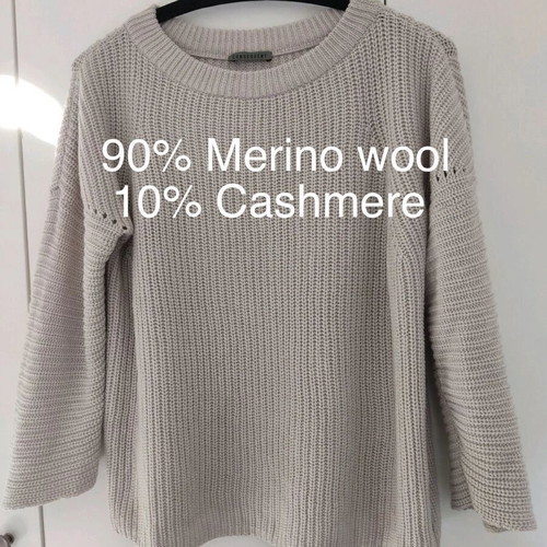 Merino wool and cashmere sweater used, size S, beige