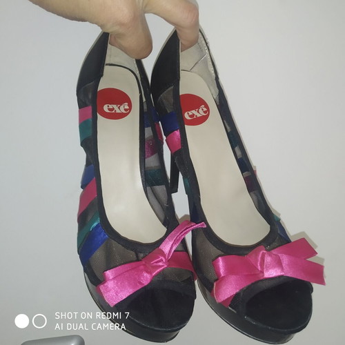 Peep Toe Exe Satin Pumps Size 39 Like New, Evening