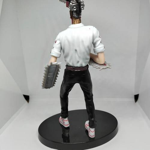 Chainsaw Man figure 19cm like new, anime manga collectible