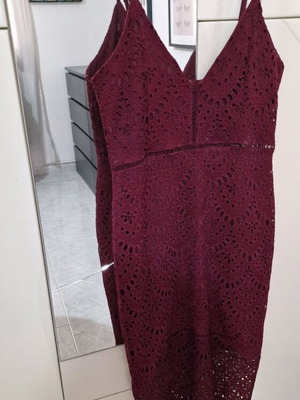 Missguided midi dress burgundy broderie anglaise like new