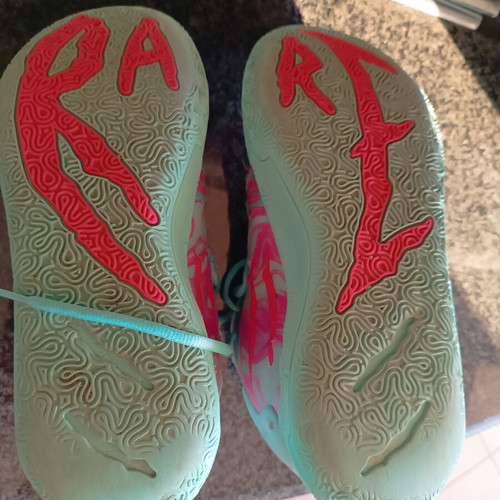 Puma MB.01 M.E.L.O. x 1 of One Rick and Morty basketball shoes used, size 43, pink mint