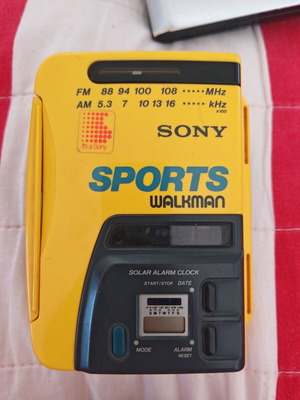 Sony Walkman Sports Cassette Player Radio WM-AF58 used