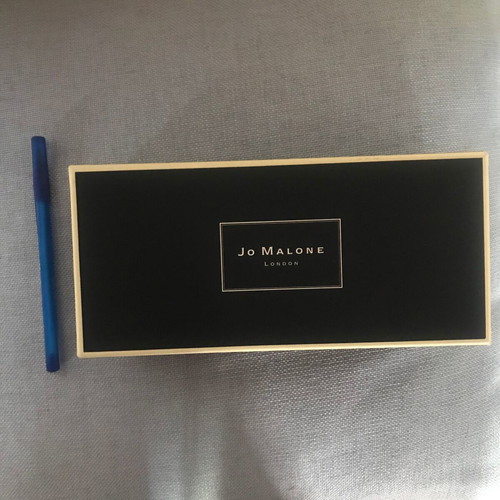 Jo Malone rectangular box like new, luxury without contents