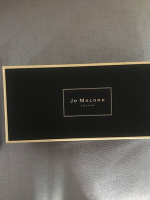 Jo Malone rectangular box like new, luxury without contents