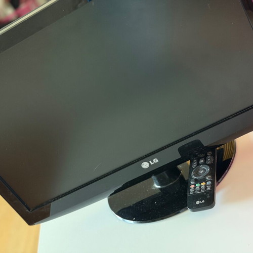 LG 22’ television used