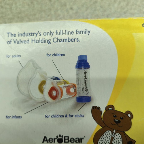AeroChamber Plus inhalation chamber with child mask used
