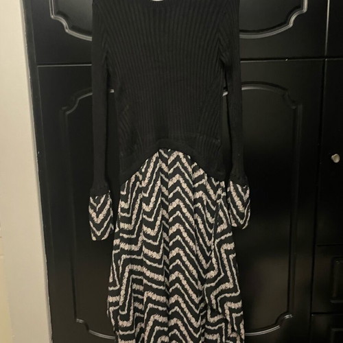 Twinset dress like new with knitted top and asymmetric jersey bottom