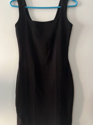 Black dress size S like new, 100% cotton, versatile