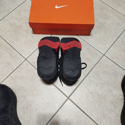 Nike Lebron Witness 8 basketball shoes, black and red, size 45
