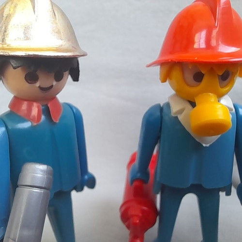 Playmobil vintage firefighters, set of 16 pieces