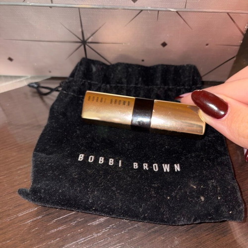 Bobbi Brown lipstick in shade A69 crimson new