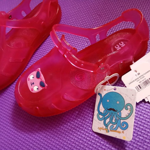 Tuc Tuc sandals size 30 new pink