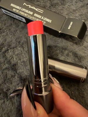 MAC Huggable Lipcolour lipstick Love Beam new