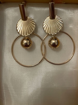 Earrings new gold-colored