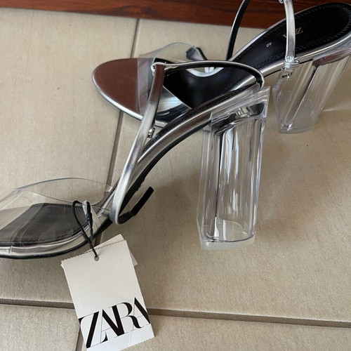 Zara sandals with plexiglass heel new size 40