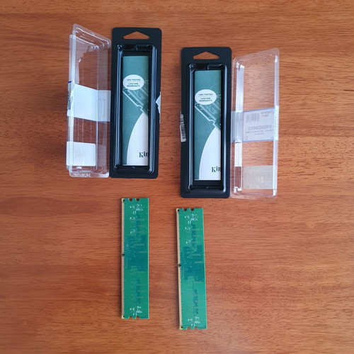 Kingston ValueRAM 1GB DDR2 533MHz RAM set used