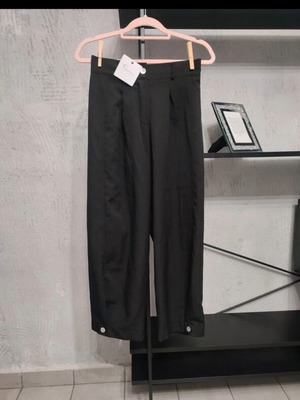 Barni Saeni black classic pants new with tag size 38