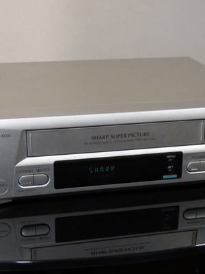 Sharp VC-M331 VHS Video Player μεταχειρισμένο, κλασικό retro μοντέλο