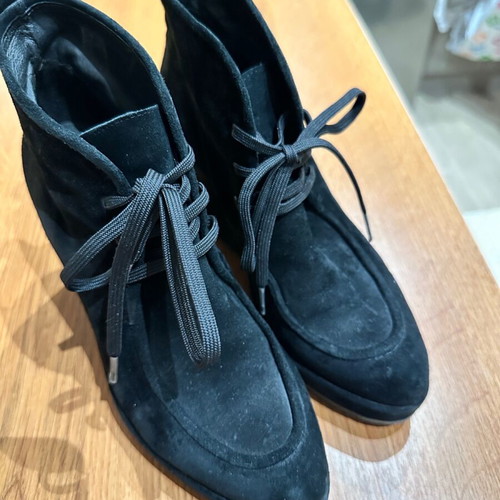 Zinda black suede wedge ankle boots size 38 like new