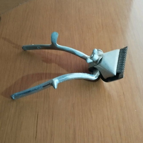 Old hair clipper used