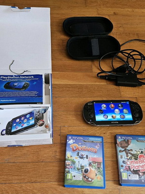 Ps vita 1000 oled σε τέλεια κατάσταση με ζελατίνη στην οθόνη σε συλλεκτική κατάσταση