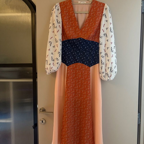 Glamorous dress new, no36, colorful, small with narrow waist