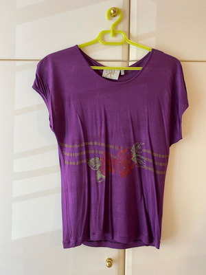 Purple blouse from Italy used, size M