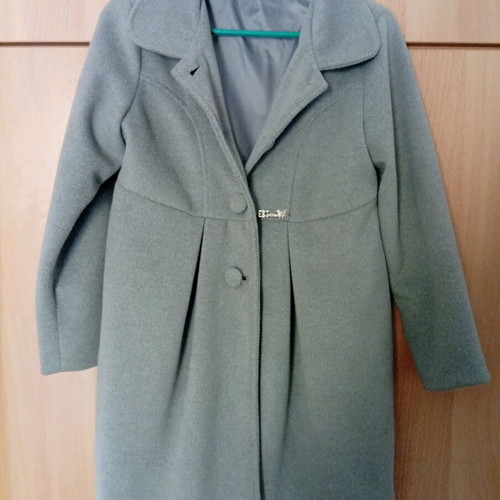 Children's gray coat size 12 like new