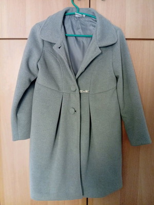 Children's gray coat size 12 like new