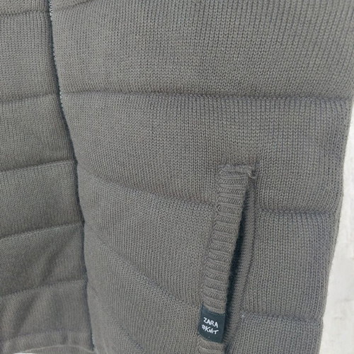Zara olive knit vest for boys 9-10 years new, warm with pockets