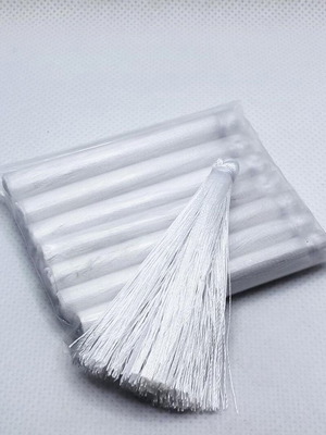 White tassels 6 cm set of 8 new