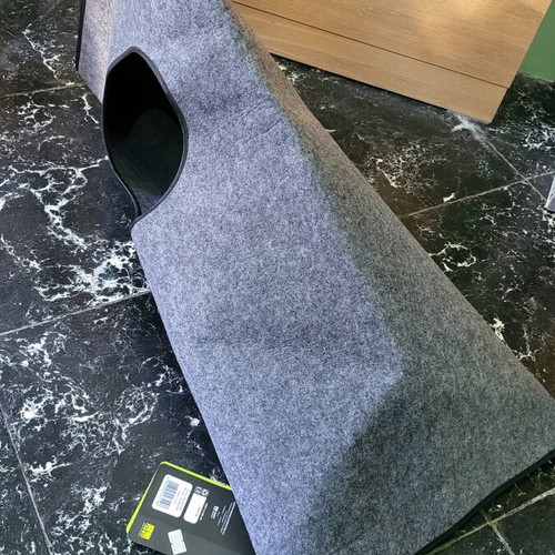 Cat nest and tunnel new, 3mm felt, 80x38x38 cm