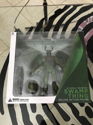 Swamp Thing New 52 Deluxe Figure Set με φτερά καινούργιο DC Direct