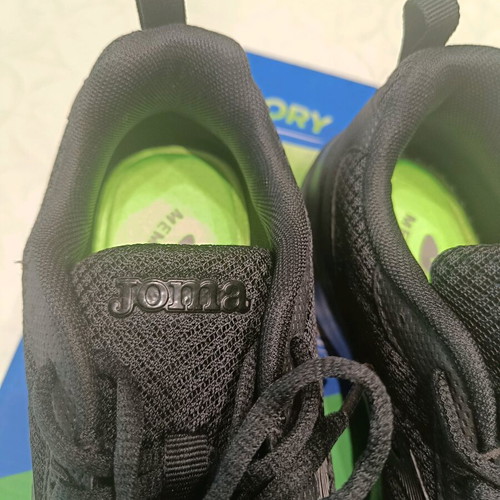Joma women's sneakers new, size 39, black