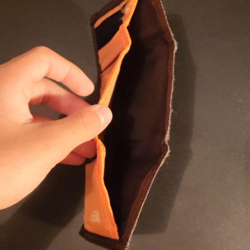 Hemo Checked Wallet like new, black and orange